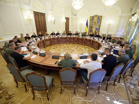Зеленский провел заседание СНБО- поручил пересмотреть систему определения пригодности к военной службе