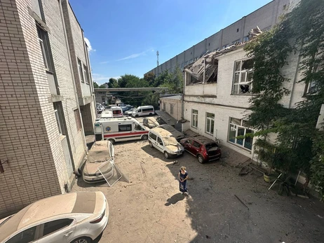 Росіяни атакували мирні будинки на Херсонщині – є загиблий та поранені