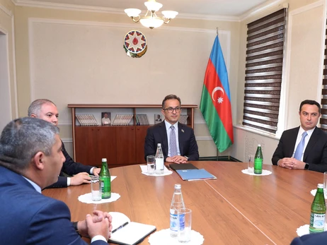 Делегація Азербайджану вперше зустрілася з вірменами Нагірного Карабаху