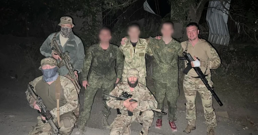 Україна повернула додому десантників, які півтора роки переховувалися в окупації 