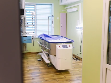 Во львовской больнице появилась уникальная кровать для детей с ожогами