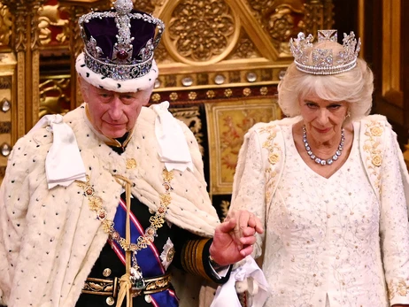 Король Чарльз III і королева Камілла відкрили перше засідання парламенту як нові монархи