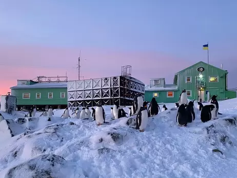 Антарктична експедиція на фронті: де воюють 