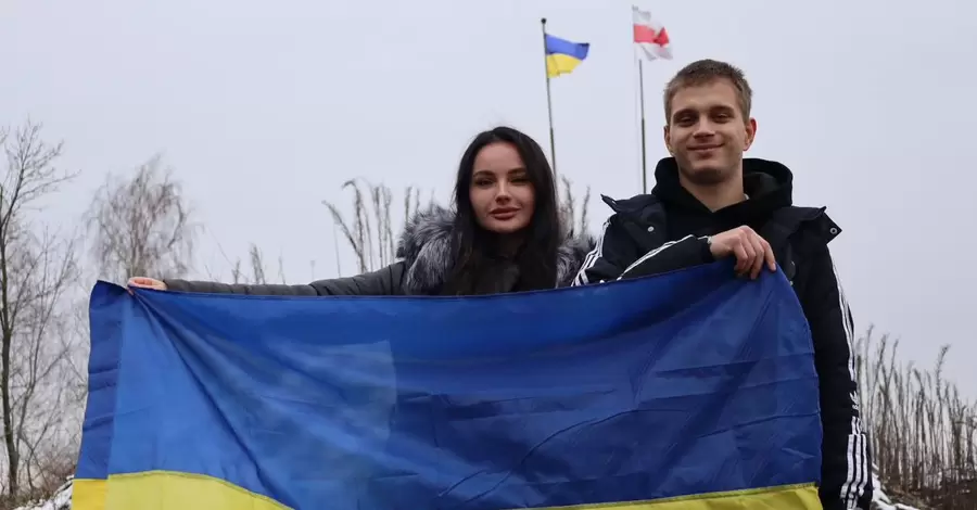 Депортований із Маріуполя Богдан Єрмохін повернувся до України у день свого 18-річчя