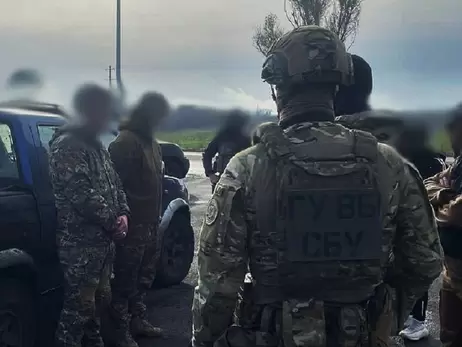 В Донецкой области двое военнослужащих торговали оружием, их задержали