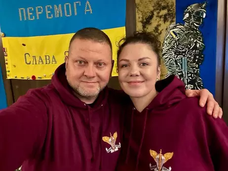 Валерий Залужный вместе с женой оригинально поздравил с Днем десантно-штурмовых войск