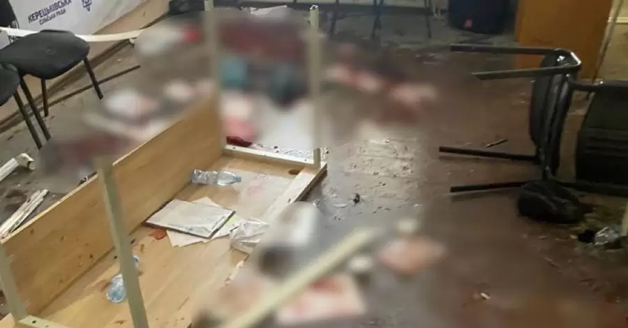 В Закарпатье депутат взорвал гранату в помещении сельсовета, пострадали 26 человек, 6 из них - в реанимации