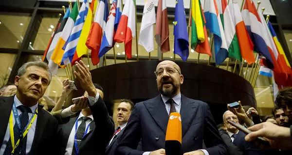 Саміт ЄС: стратегічний прорив, бюджетна пауза та ложка дьогтю від Орбана