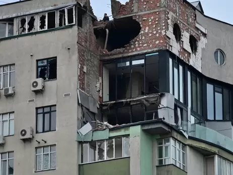 Подробиці удару по Києву: є руйнування у двох районах та постраждалі