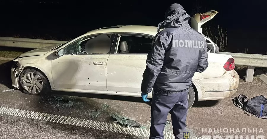 На трассе возле Днепра мужчина расстрелял авто - водитель погиб, преступника разыскивают