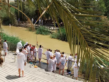 Хрещення на Йордані: як паломники відмічають це свято в Ізраїлі