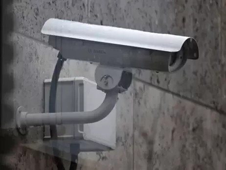 Враг превращает веб-камеры в шпионов: как киберполиция и СБУ их обезвреживают