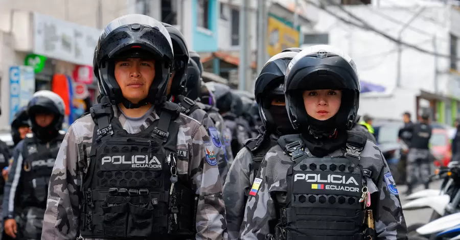 По Эквадору прокатились беспорядки со стрельбой, мятежники захватили студию местного телевидения