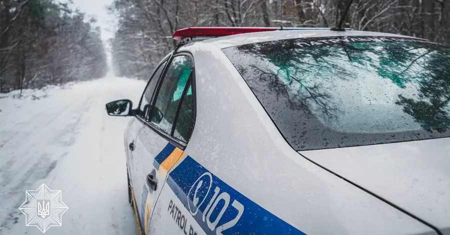 На Київщині поліцейські влаштували погоню за п'яним лихачем, який наїхав на правоохоронця