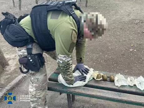 В Одессе торговали оружием, добытым на фронте, в числе злоумышленников - военный 