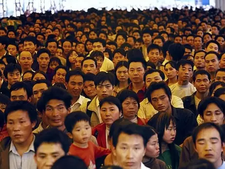 Населення Китаю скорочується другий рік поспіль