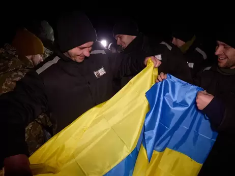 Україна повернула ще 100 людей із полону РФ 