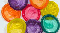 Супермаркет устроил распродажу презервативов первоклассникам 