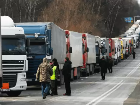 На кордоні з Польщею заблоковано п'ять пунктів пропуску