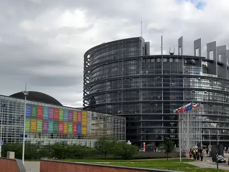 На телефонах членов оборонного комитета Европарламента нашли шпионские программы