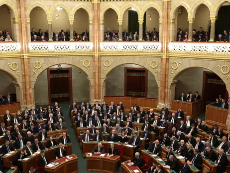 Почти после двух лет переговоров Венгрия ратифицировала вступление Швеции в НАТО