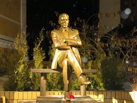 Інститут нацпам'яті визнав пам'ятники Булгакову символом російської пропаганди
