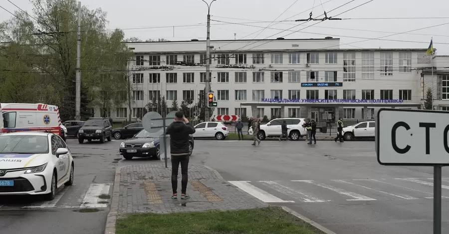 Під час ракетного удару по Чернігову пошкоджено місцевий університет
