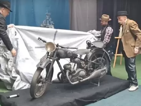 Во Львовской области нашли редкий немецкий мотоцикл, который пролежал в земле более 80 лет