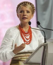 Тимошенко уже не поможет даже вышиванка 