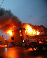 В Киеве горел мотосалон 