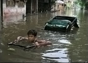 4 миллиона человек пострадали от наводнения в Индии 