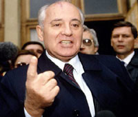 Горбачев посоветовал России сотрудничать со США 