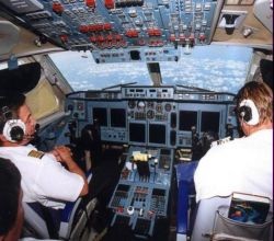 13 пилотов уволили за то, что они считают пассажиров «быдлом» 