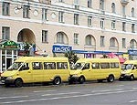 Киевляне заблокировали весь Крещатик и требуют снизить тарифы на проезд и коммуналку 