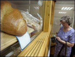 В России вводят талоны на продовольствие 