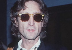 Джон Леннон снялся в рекламе спустя 28 лет после смерти 