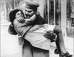 Сталин плясал под радио, а для Хрущева танцевала Плисецкая 