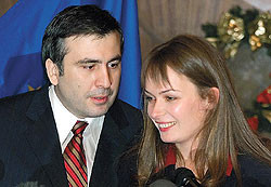 Саакашвили отправил жену на инаугурацию Обамы вместо себя 