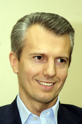 Глава Гостаможслужбы Украины Валерий ХОРОШКОВСКИЙ: «Я должен быть уверен, что деньги пошли не на взятки, а в бюджет» 