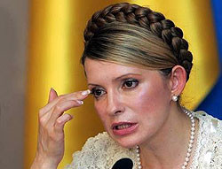 Тимошенко считает, что отставка Стельмаха вернёт курс 6,5 гривен/1доллар 