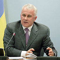 Ющенко подал в суд на депутатов за отстранение Стельмаха 