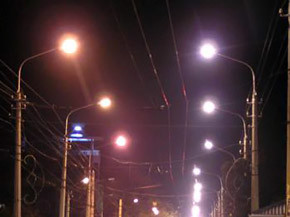 На улицах столицы станет меньше света? 