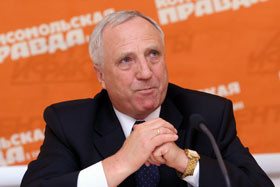 Глава Соломенского района Иван СИДОРОВ: «Подготовку к Евро-2012 надо использовать как повод для многих полезных дел!» 