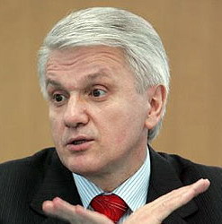 Литвин предложил запретить нынешним депутатам участвовать в выборах 