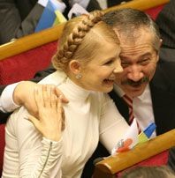 Тимошенко назвала «слабаком» подавшего в отставку Пинзеника  
