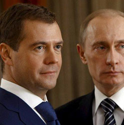 У Путина с Медведевым упал рейтинг 