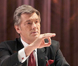 Ющенко сам на себя подал в суд 