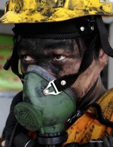 Луганских шахтеров лишили шанса на спасение  