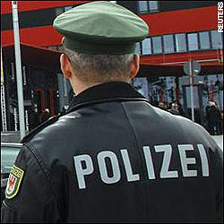 11 школьников расстреляны в Германии 