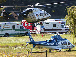Спасатели выронили спасенного мужчину из вертолета 